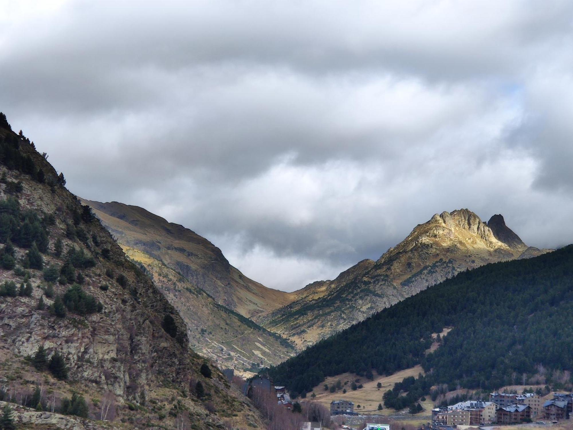 Ac Apartaments Vall D'Incles Bagian luar foto