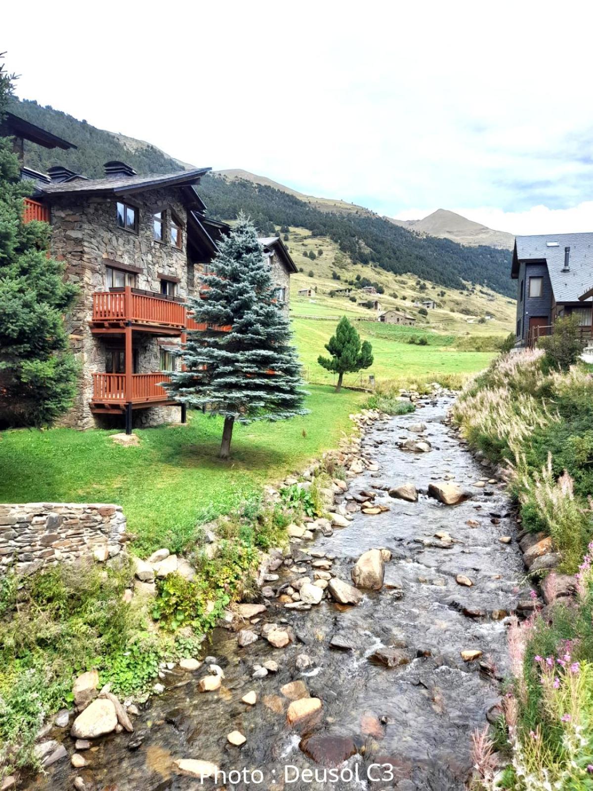 Ac Apartaments Vall D'Incles Bagian luar foto